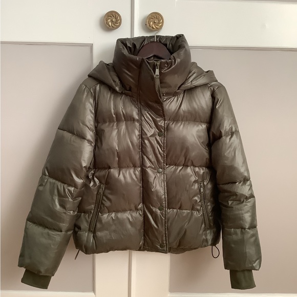 GAP Puffer Coat - Picture 1 of 3